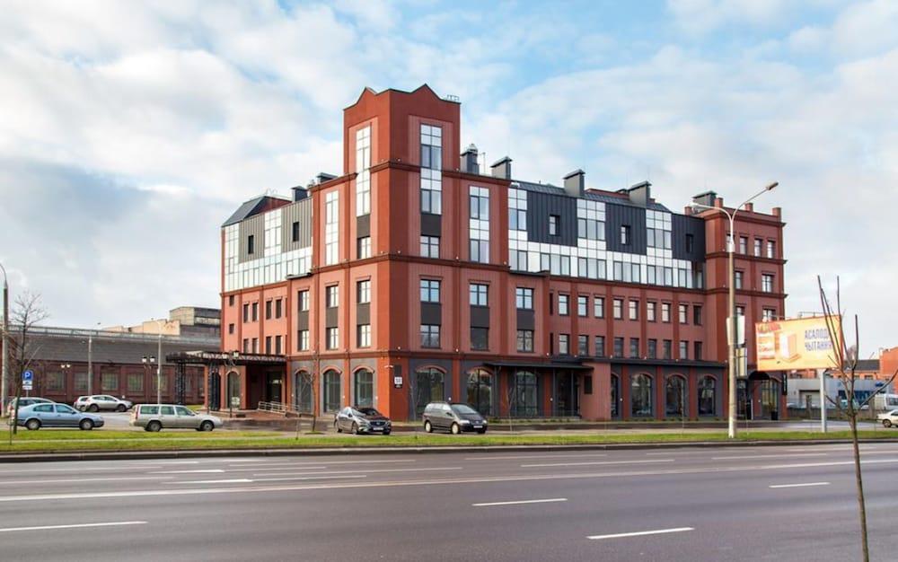 Willing Hotel Minsk Exterior foto